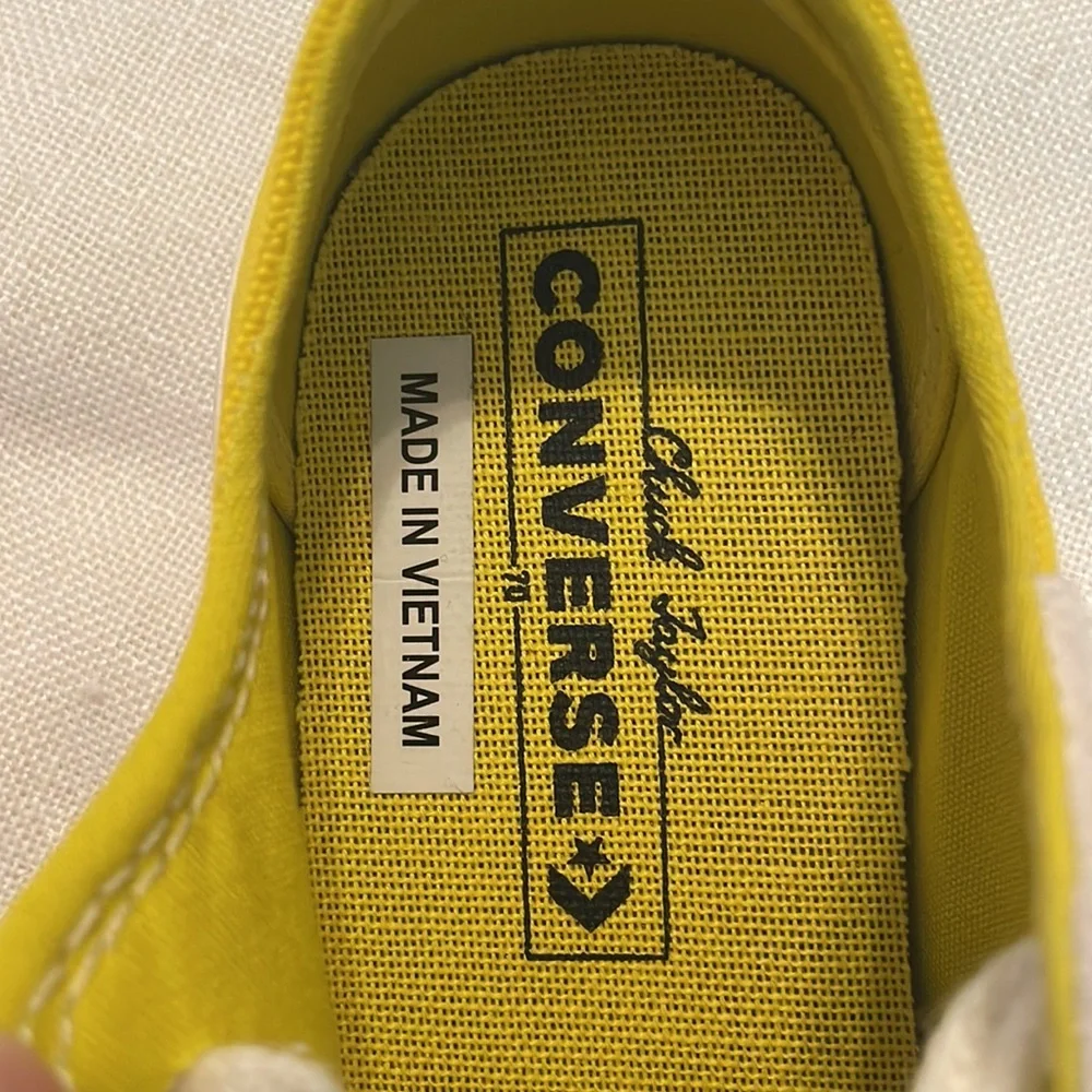 Converse CHUCK 70 Sneakers Low Top Yellow Egret Suede